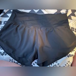 Black Zyia active shorts